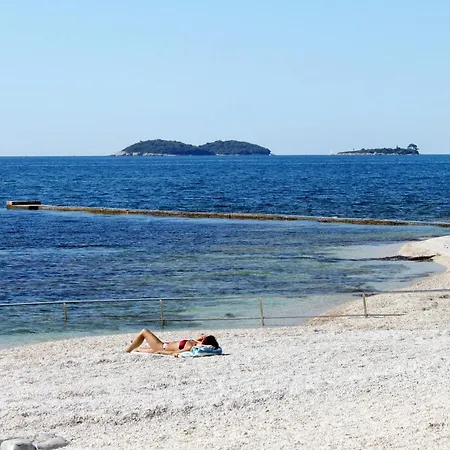 Apartment Apartments By The Sea Rovinj - 3373 Rovinj