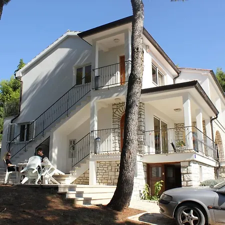 Apartments By The Sea Rovinj - 3373